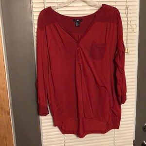 adorable pocket tee with buttons!